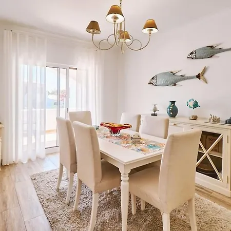 Casa Da Mit Poolanlage Сasa de vacaciones *