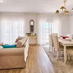 Casa Da Mit Poolanlage Hébergement de vacances *